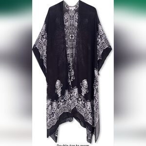 Black and White Paisley Kimono